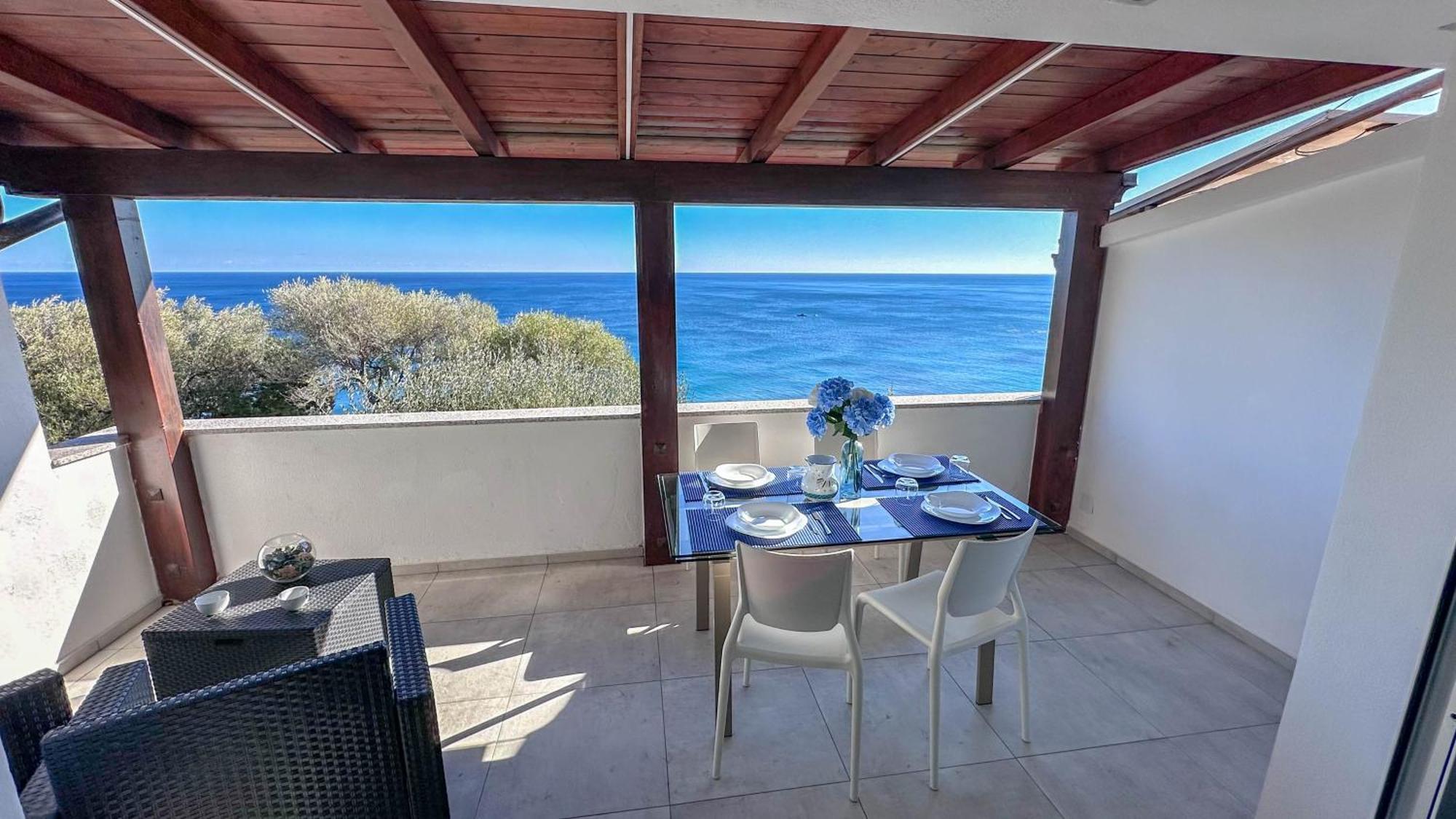 Mama House Con Vista Mare Apartment Cala Gonone Ngoại thất bức ảnh