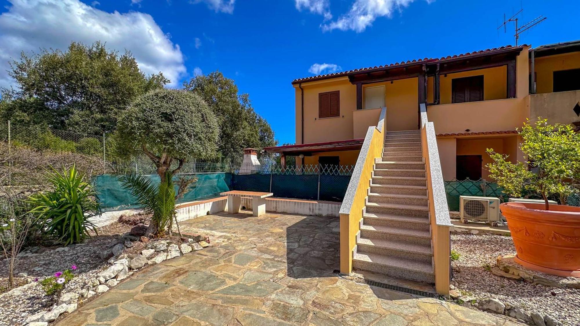 Mama House Con Vista Mare Apartment Cala Gonone Ngoại thất bức ảnh